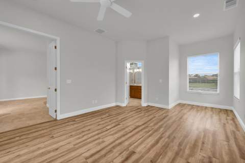 694 SW Lake Charles Circle, Port St. Lucie FL - photo 13 of 52