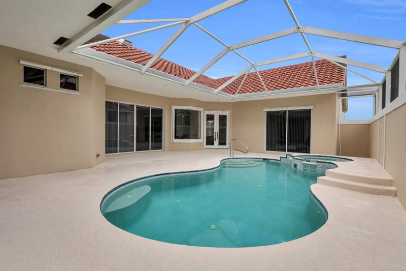 4 bedroom Single Family Residence at 694 SW Lake Charles Circle, Lake Charles , Port St. Lucie — photo 3