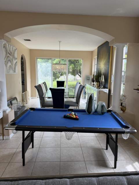 2243 Ridgewood Circle, Royal Palm Beach FL - photo 21 of 45