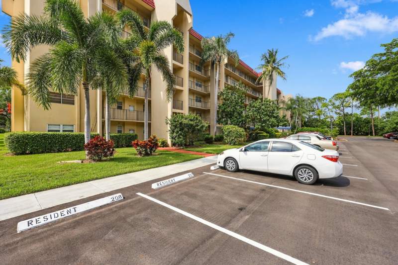 2 bedroom Condominium at 3810 Via Poinciana #202, Poinciana Place Condo 1,2,8 And 9, Lake Worth — photo 4