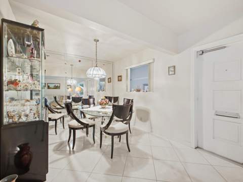 151 SW 8th Avenue, Boca Raton FL - photo 10 of 40