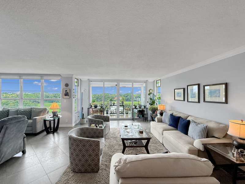 3 bedroom Condominium at 808 Cypress Boulevard #508, No 94 Palm-Aire Country Club, Pompano Beach — photo 1