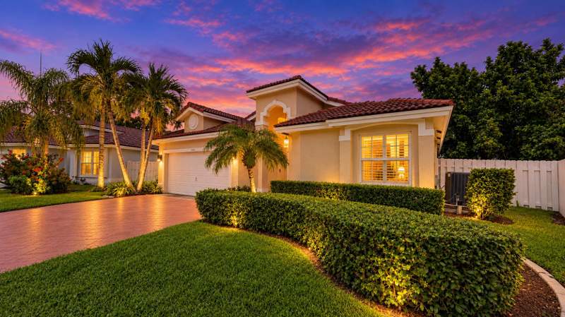 3 bedroom Single Family Residence at 13847 NW 22nd Court, Sawgrass Preserve, Sunrise — photo 3