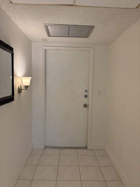 3800 Oaks Clubhouse Drive #Unit 211, Pompano Beach FL - photo 23 of 24