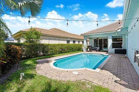 127 Palm Beach Plantation Boulevard, West Palm Beach FL - photo 19 of 40