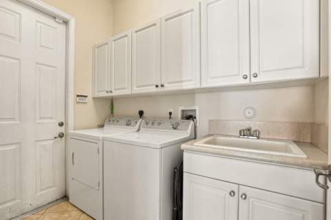 127 Palm Beach Plantation Boulevard, West Palm Beach FL - photo 16 of 40