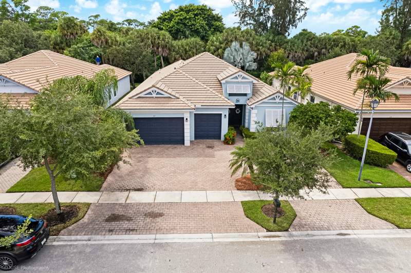 5 bedroom Single Family Residence at 127 Palm Beach Plantation Boulevard, Diamond C Ranch Pod C, West Palm Beach — photo 2