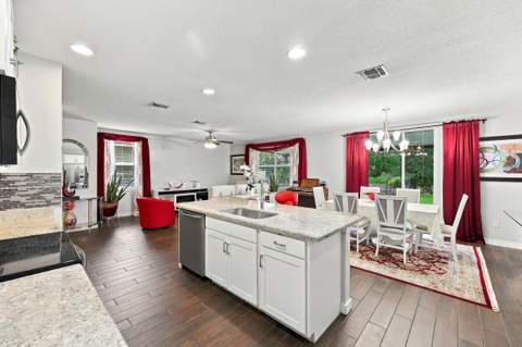 6156 Wildfire Way, West Palm Beach FL - photo 17 of 54