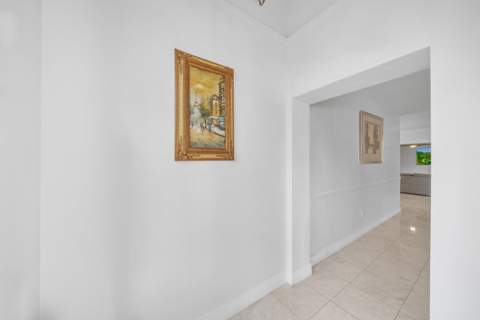 400 E Acre Drive, Plantation FL - photo 14 of 99