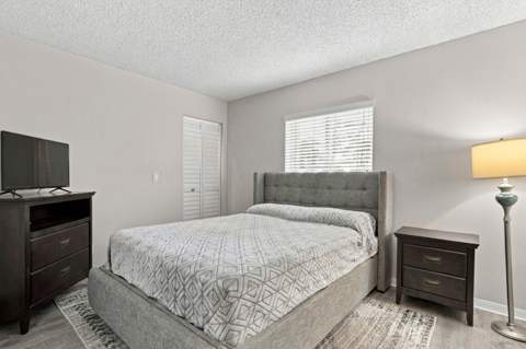 308 Knotty Pine Circle #D-1, Greenacres FL - photo 9 of 13