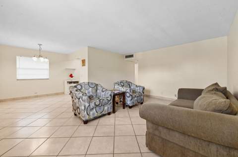 525 Monaco K Boulevard, Delray Beach FL - photo 8 of 32