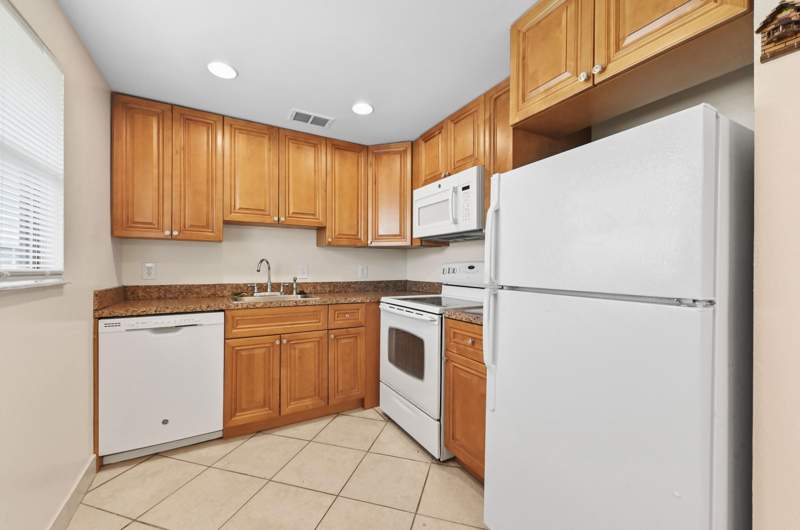 2 bedroom Condominium at 525 Monaco K Boulevard, Kings Point Monaco Condos, Delray Beach — photo 4