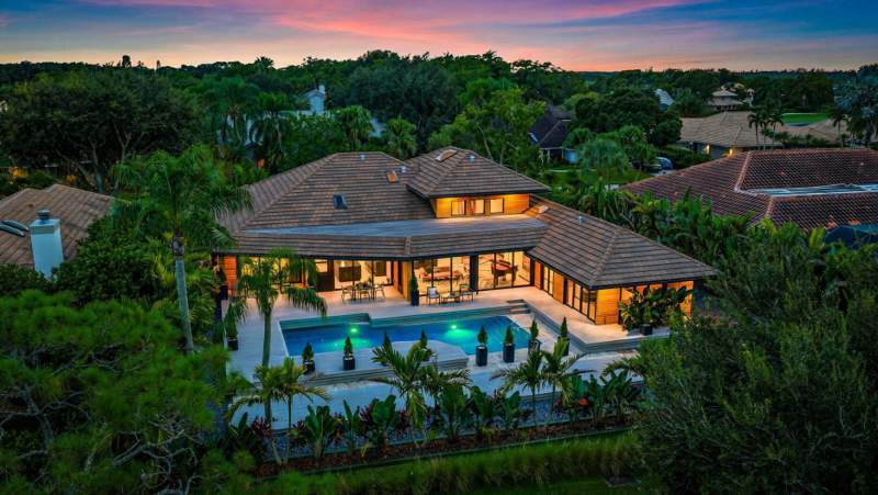 5 bedroom Single Family Residence at 3 Sheldrake Lane, PGA Resort Community Pl 6, Palm Beach Gardens — photo 2