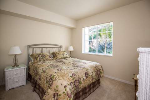 6492 Emerald Dunes Drive #205, West Palm Beach FL - photo 12 of 23