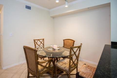 6492 Emerald Dunes Drive #205, West Palm Beach FL - photo 9 of 23