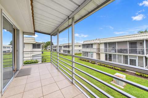 525 Monaco K Boulevard, Delray Beach FL - photo 18 of 32
