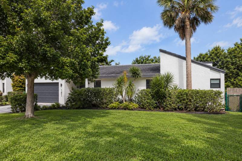 4 bedroom Single Family Residence at 1451 NW 81st Avenue, Countrywood Estates, Coral Springs — photo 5