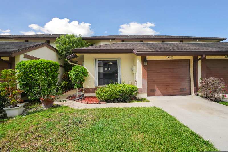3 bedroom Townhouse at 20847 Boca Ridge Drive, Boca Ridge Glen, Boca Raton — photo 1