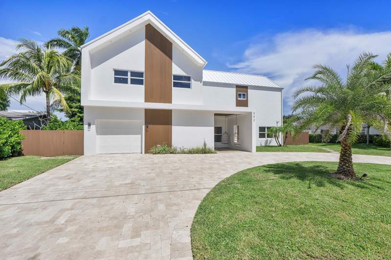 4 bedroom Single Family Residence at 303 SW 14th Place, Boca Islands Sec 2, Boca Raton — photo 2