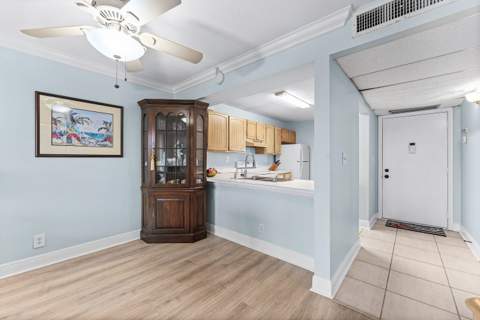 8 N Royal Palm Way #6040, Boca Raton FL - photo 6 of 36