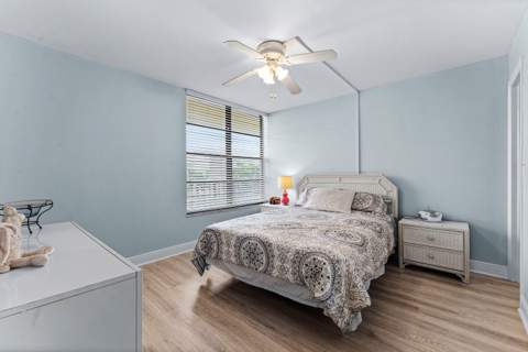 8 N Royal Palm Way #6040, Boca Raton FL - photo 17 of 36