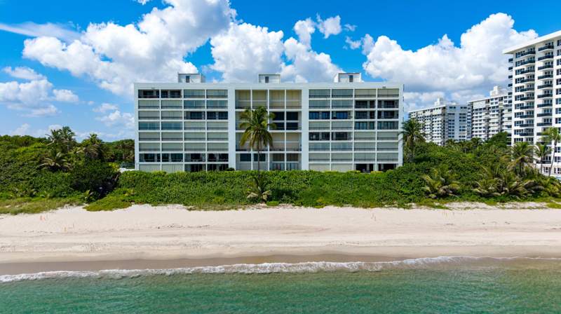 3 bedroom Condominium at 2000 N Ocean Boulevard #103, Brighton, Boca Raton — photo 2