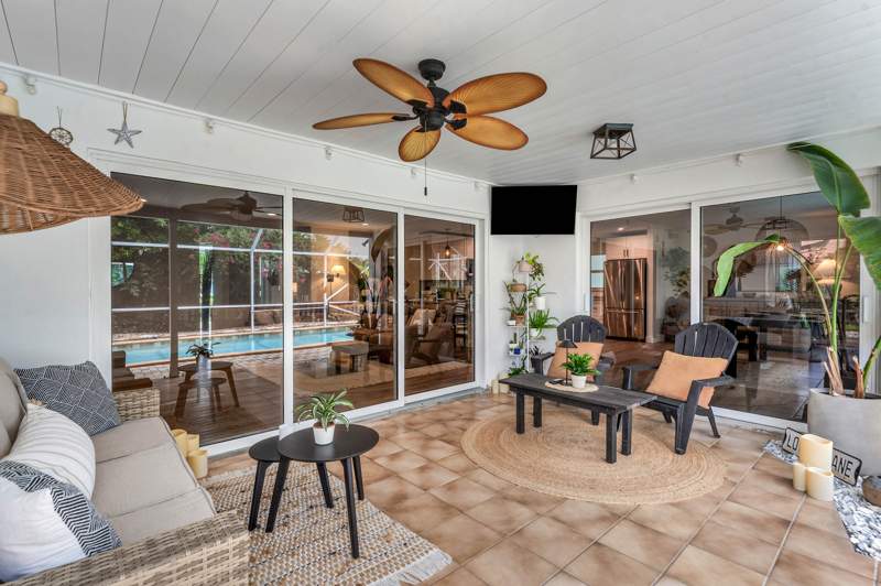 4 bedroom Single Family Residence at 317 Daly Road, Jupiter In The Pines Sec D, Tequesta — photo 4