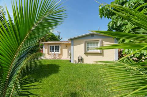 171 NE 28th Court, Boynton Beach FL - photo 16 of 56