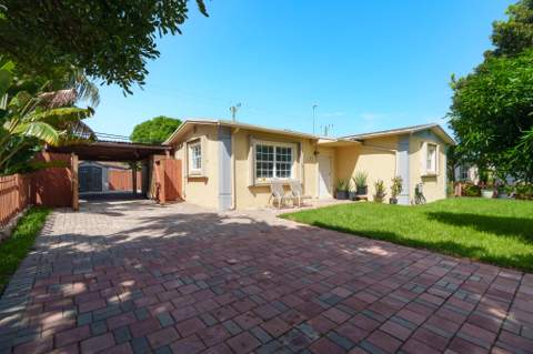 171 NE 28th Court, Boynton Beach FL - photo 12 of 56