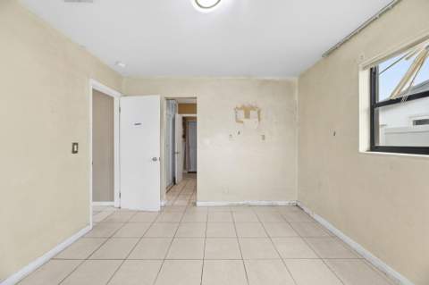 6540 Grant Court, Hollywood FL - photo 18 of 30