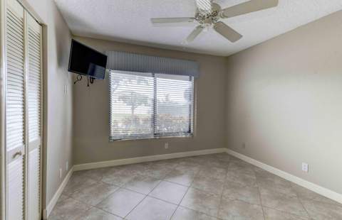 5263 Copperleaf Circle, Delray Beach FL - photo 17 of 43