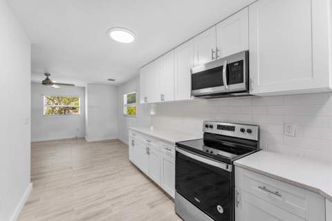 124 Mayfield Road #W, Lantana FL - photo 12 of 40