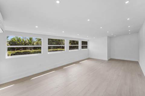 124 Mayfield Road #W, Lantana FL - photo 13 of 40
