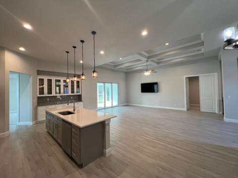 5231 NW Iredell Street, Port St. Lucie FL - photo 9 of 27
