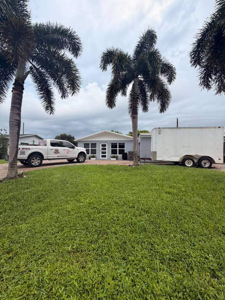 5 bedroom Single Family Residence at 872 Harth Drive, Dillman Heights 1, West Palm Beach — photo 2