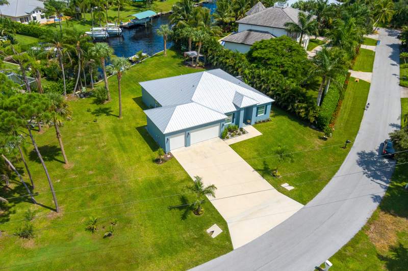 5 bedroom Single Family Residence at 2070 NW Pine Tree Way, Dutchers Estate, Stuart — photo 5