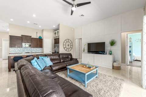 2070 NW Pine Tree Way, Stuart FL - photo 14 of 34