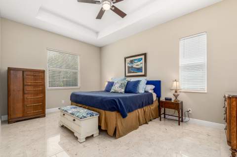 2070 NW Pine Tree Way, Stuart FL - photo 16 of 34