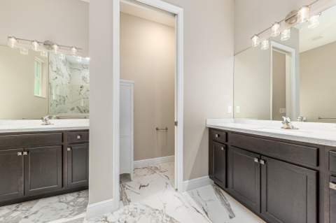 2070 NW Pine Tree Way, Stuart FL - photo 17 of 34