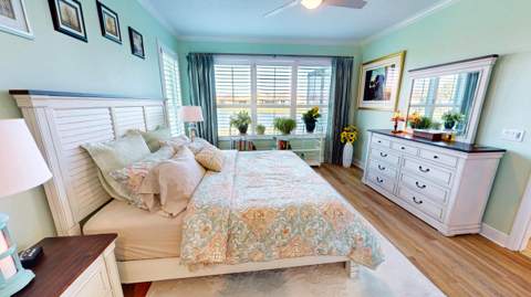 12024 SW Bayberry Avenue, Port St. Lucie FL - photo 16 of 55