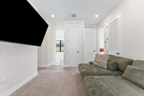 4617 Pinehurst Trail, Oakland Park FL - photo 20 of 52