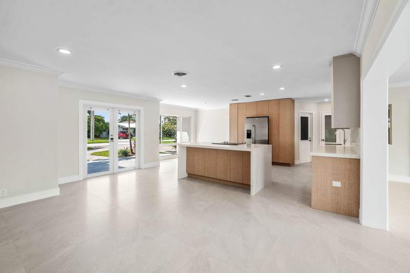 4 bedroom Single Family Residence at 1525 SE 6th Street, Cove 2nd Sec, Deerfield Beach — photo 4