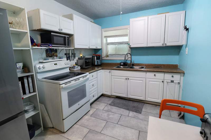 3 bedroom Single Family Residence at 207 SW 4th Street, Carver Heights, Deerfield Beach — photo 4