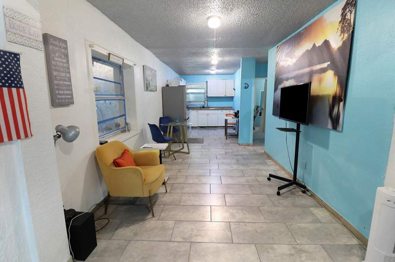 3 bedroom Single Family Residence at 207 SW 4th Street, Carver Heights, Deerfield Beach — photo 5