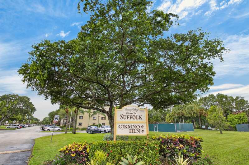 1 bedroom Condominium at 800 SW 142nd Avenue #411N, Suffolk At Century Village, Pembroke Pines — photo 1