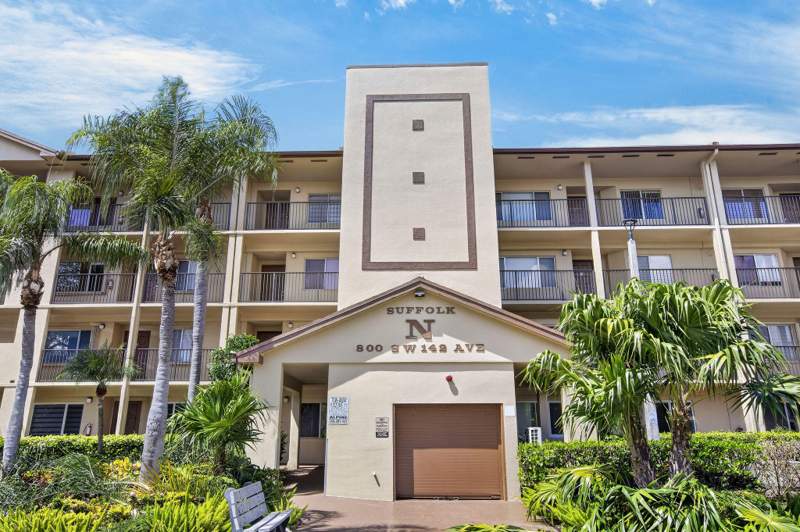 1 bedroom Condominium at 800 SW 142nd Avenue #411N, Suffolk At Century Village, Pembroke Pines — photo 4