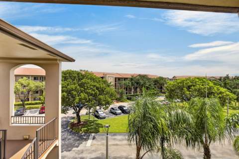 800 SW 142nd Avenue #411N, Pembroke Pines FL - photo 7 of 37