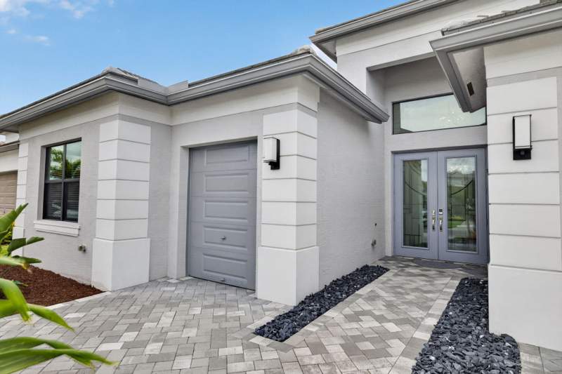 4 bedroom Single Family Residence at 11665 SW Ter Court, Riverland Parcel B - Plat Four, Port St. Lucie — photo 4