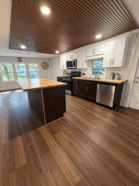8572 Crown Drive, Boynton Beach FL - photo 10 of 37