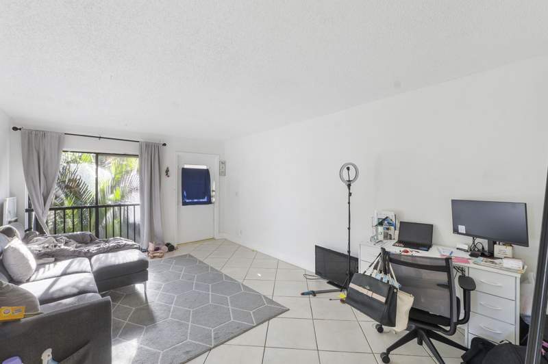 2 bedroom Condominium at 11392 Royal Palm Boulevard #11392, Cypress Creek Villas, Coral Springs — photo 3